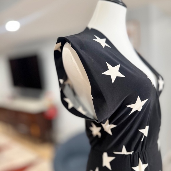 Norma Kamali V Neck Rectangle Gown SMall - Picture 4 of 6